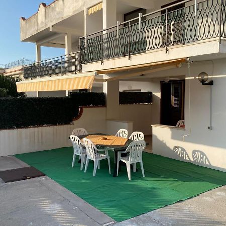 איסולה דלה פמינה Villa Delle Pomelie מראה חיצוני תמונה
