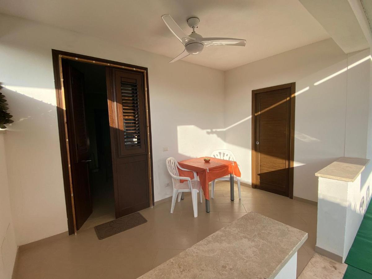 איסולה דלה פמינה Villa Delle Pomelie מראה חיצוני תמונה