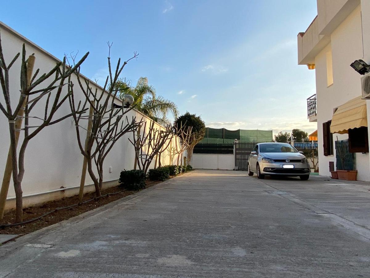 איסולה דלה פמינה Villa Delle Pomelie מראה חיצוני תמונה